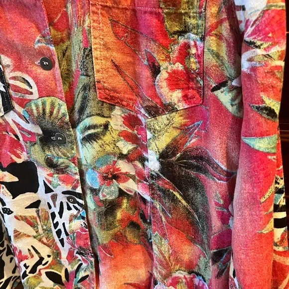 Chico's Multi-Color Tropical Floral 100% Linen Button-Up Shirt (NWOT) - Picture 7 of 11